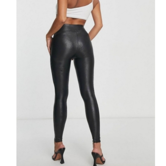 Spanx black faux leather high waist leggings - Picture 2 of 5